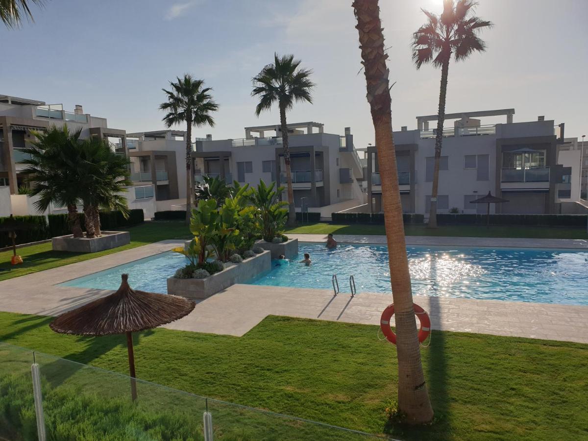 El Mirador Amelie Ground Floor Apartment In Torrevieja Punta Prima Wifi Pool And Close To Beach And Golf ภายนอก รูปภาพ